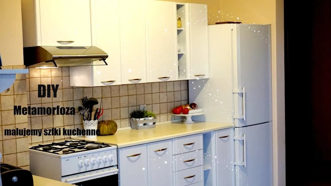 Jak tanio i łatwo przemalować szafki kuchenne z okleiny krok po kroku