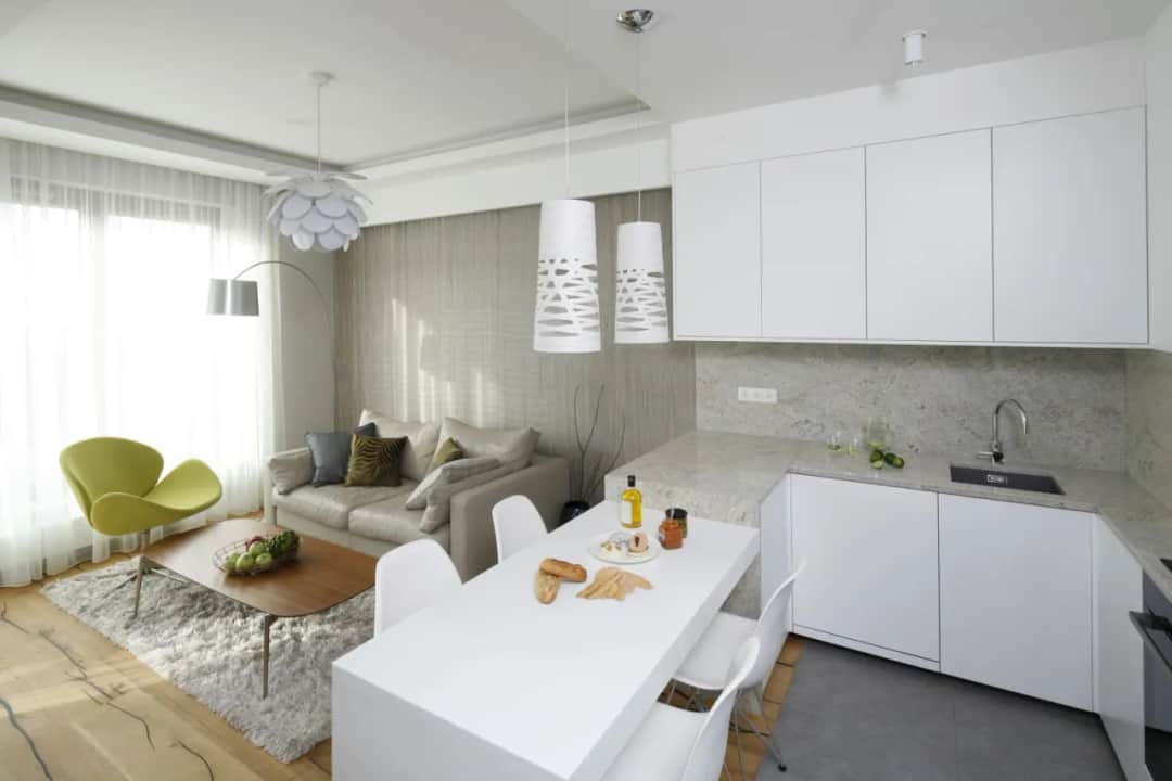 Salon z kuchnią: Rewolucyjne sposoby na idealne urządzenie przestrzeni bez stresu